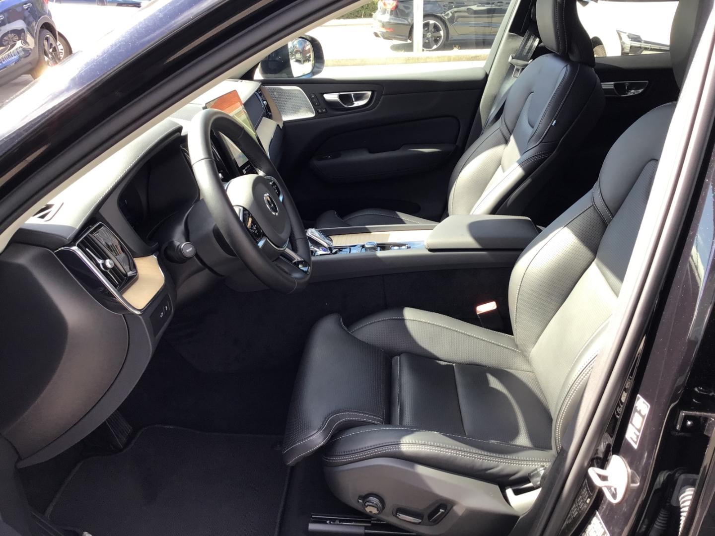 Volvo XC60 T8 Ultra Dark AWD PanoDach Cam Stdhzg.