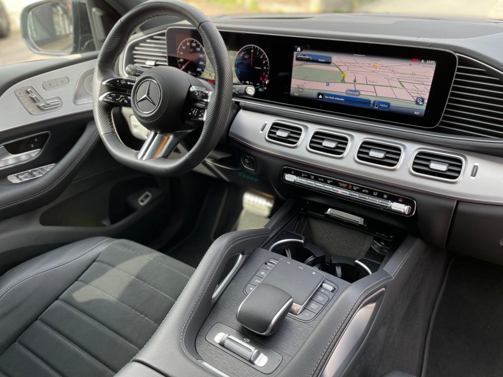 Fahrzeugabbildung Mercedes-Benz GLE 350 de Coupé Facelift |AMG|HUD|360°|22"|AHK