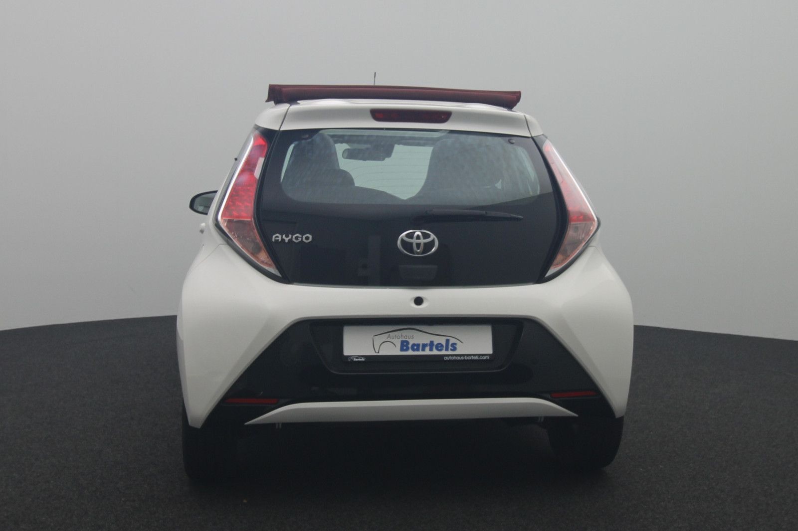 Fahrzeugabbildung Toyota Aygo 1.0 x-wave TEMPO KAMERA