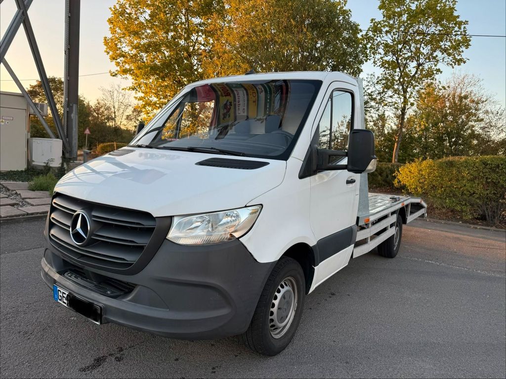Image of Mercedes-Benz Sprinter