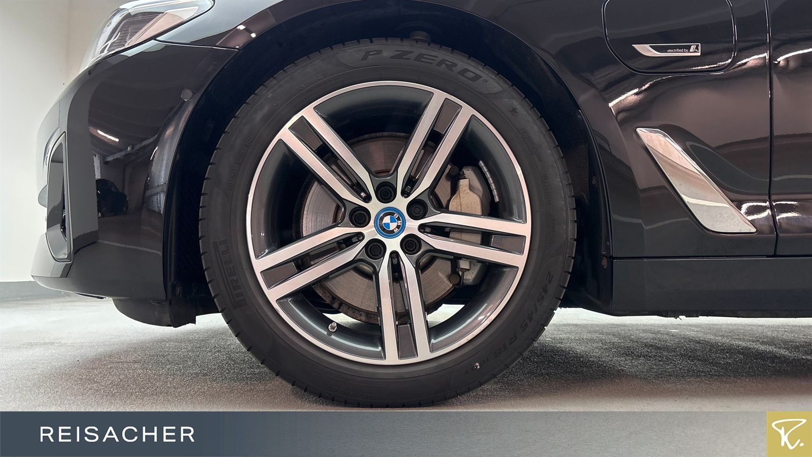 BMW 530e A Touring,Pano,AHK,DAProf,HeadUp,ParkAs+ imagem 3