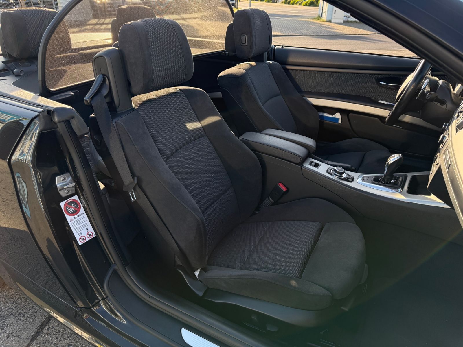 Fahrzeugabbildung BMW 335i Cabrio M-Paket H/K XENON NAVI