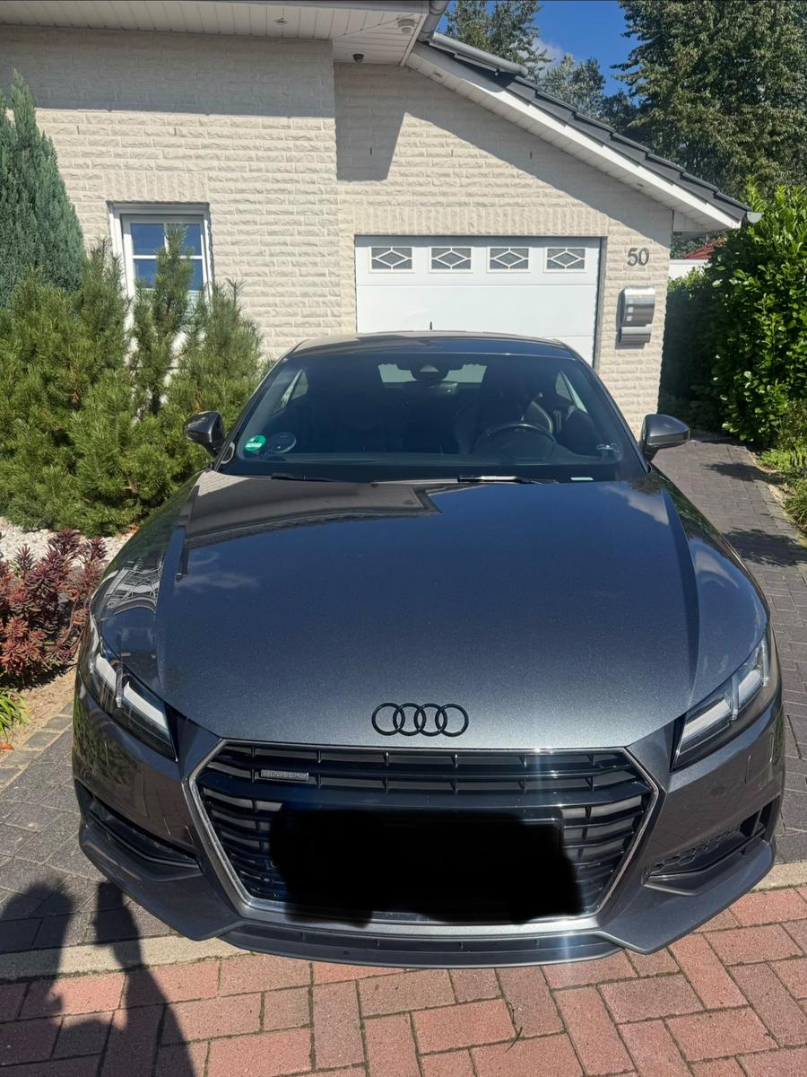 Audi TT Coupe 2.0 TFSI S tronic quattro -