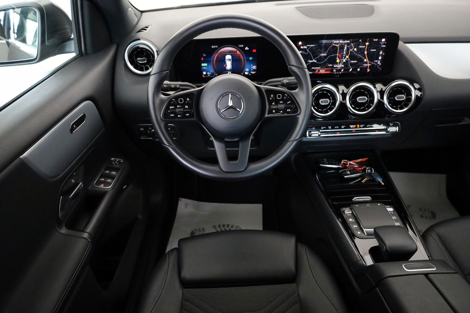Fahrzeugabbildung Mercedes-Benz GLA 250 e Style ,T.Leder, Navi, LED, SH, AHK