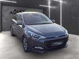 Hyundai i20 YES! Plus **Navi**SHZ**Panorama** - Hyundai i20 Gebrauchtwagen