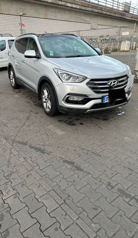 Image of Hyundai Grand Santa Fe