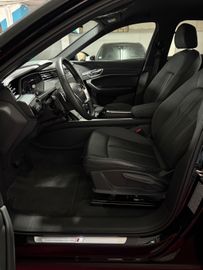Audi Q8 - 10