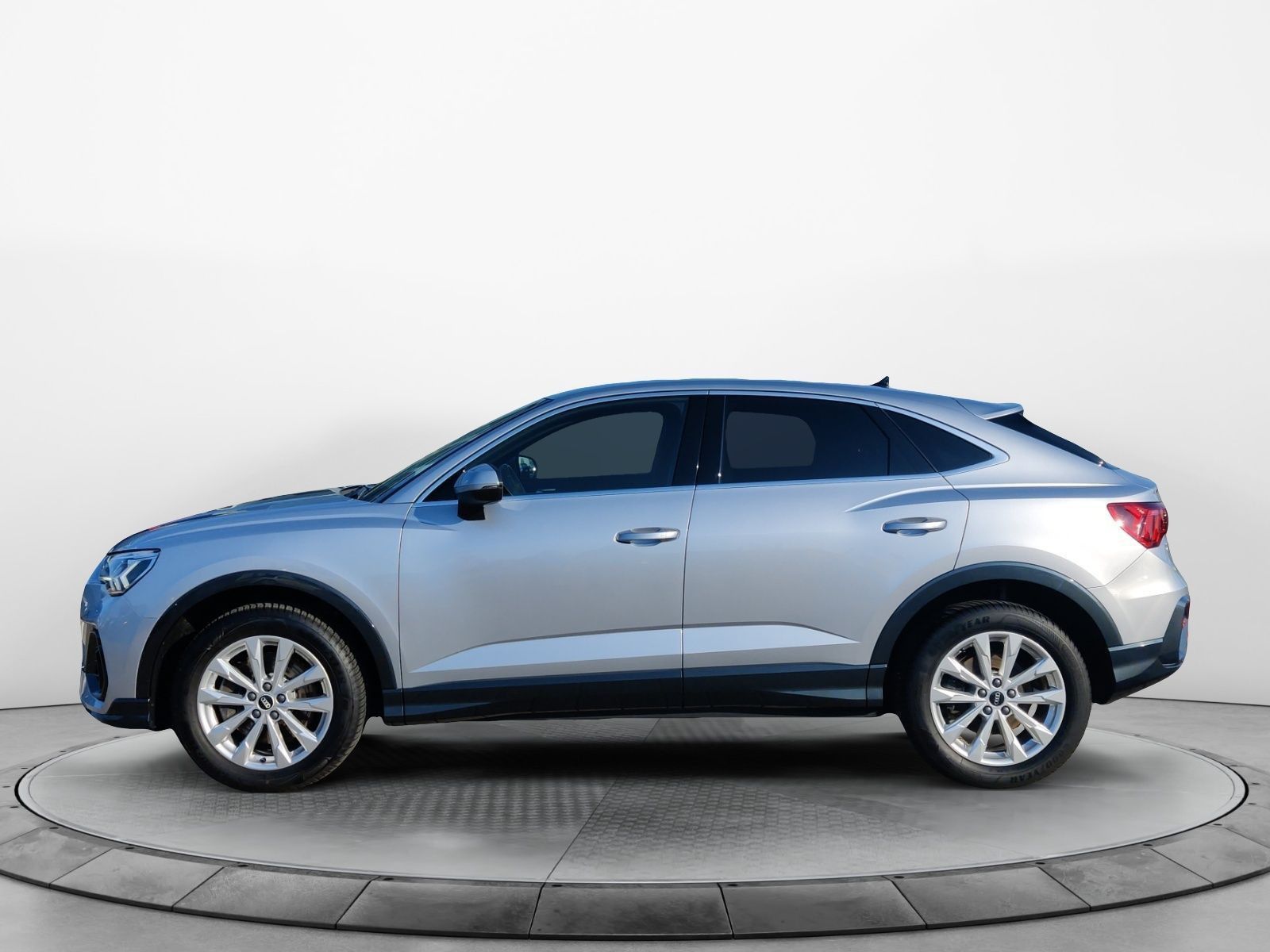 Audi Q3 Sportback 40 TDI q. S-Tronic S-Line, LED, AHK imagem 2
