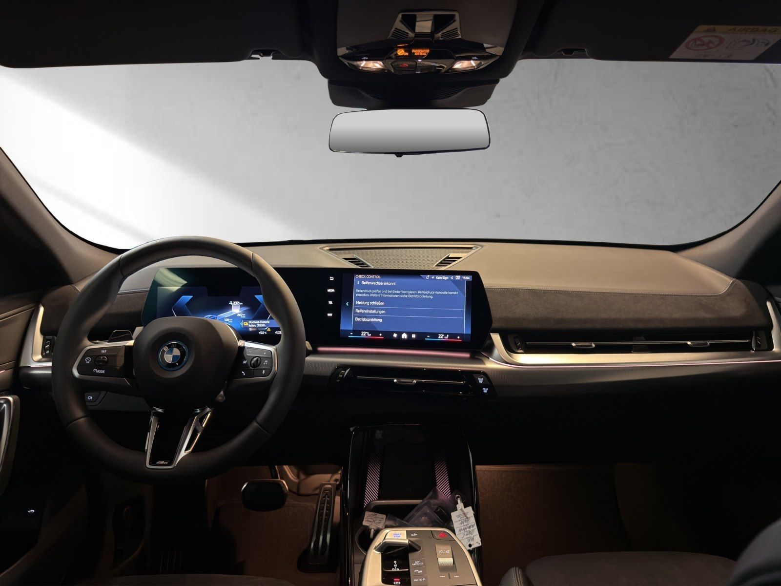 BMW iX2 - Bild 14