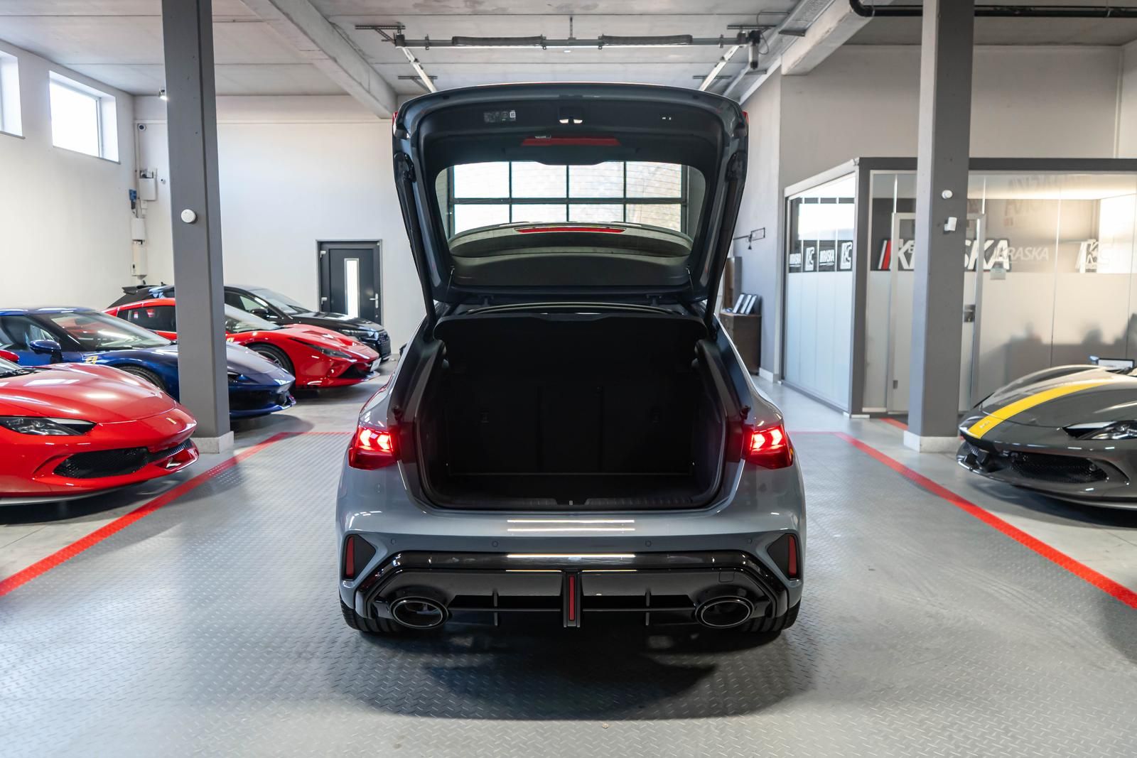 Audi RS3 2.5 TFSI quattro PANO SONOS KERAMIK RS-AGA foto 8