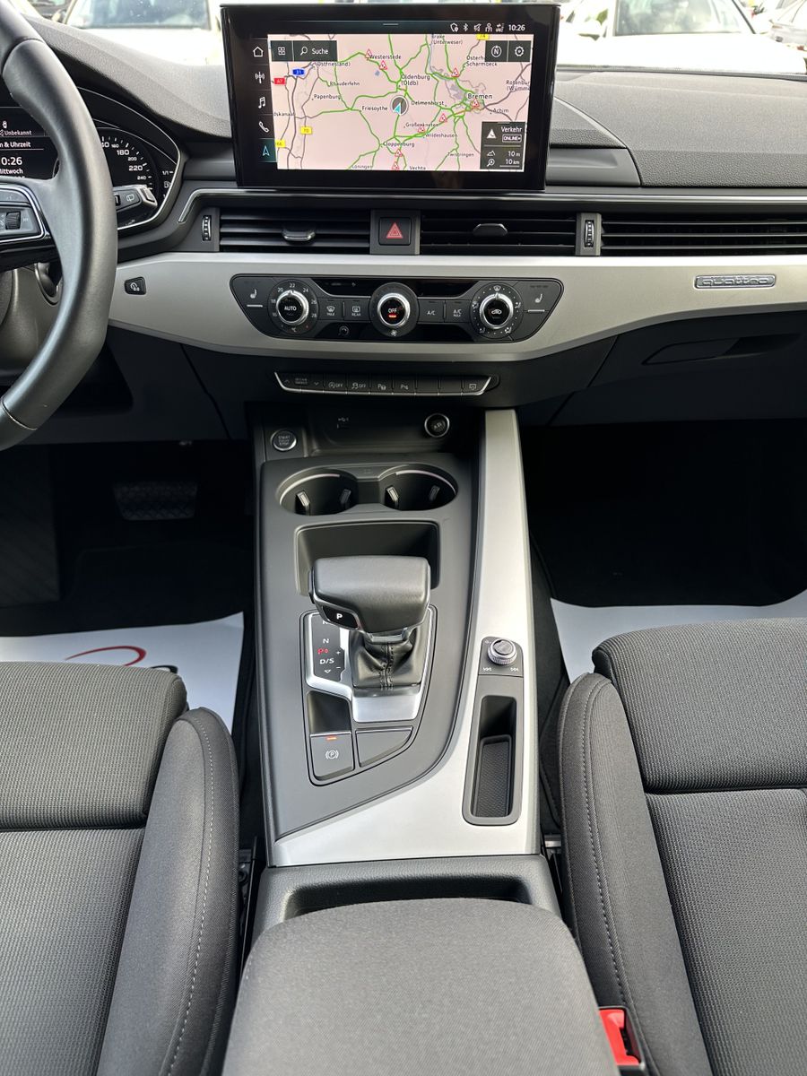 Fahrzeugabbildung Audi A4 Avant 40 TFSI Qu S-Line NAV+LED+360°+18ZO+1HD