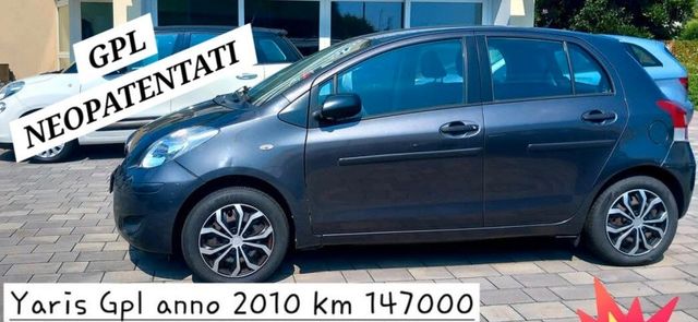 Toyota Yaris 1.0 5 porte Now GPL adatta per neop