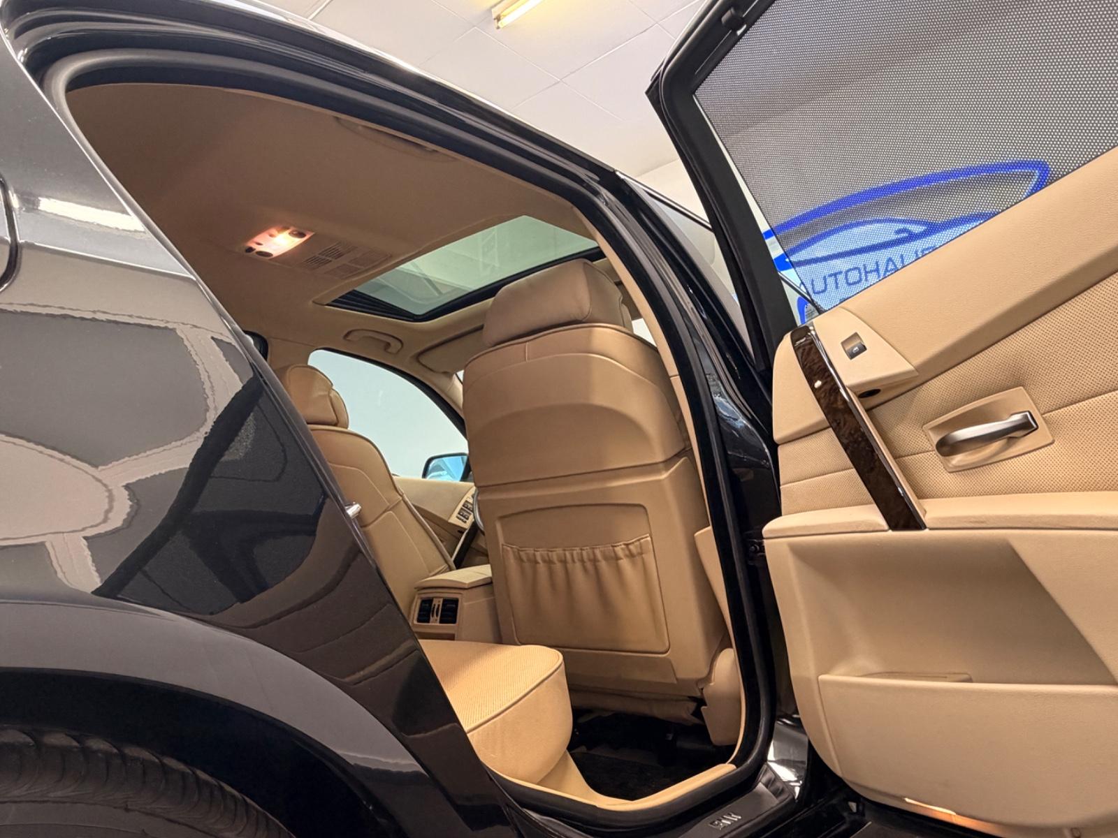 BMW 530i Limousine Exklusive/Automatik/Nur 88Tkm/Nav