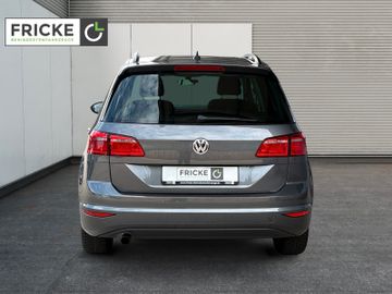 Volkswagen Golf - 4