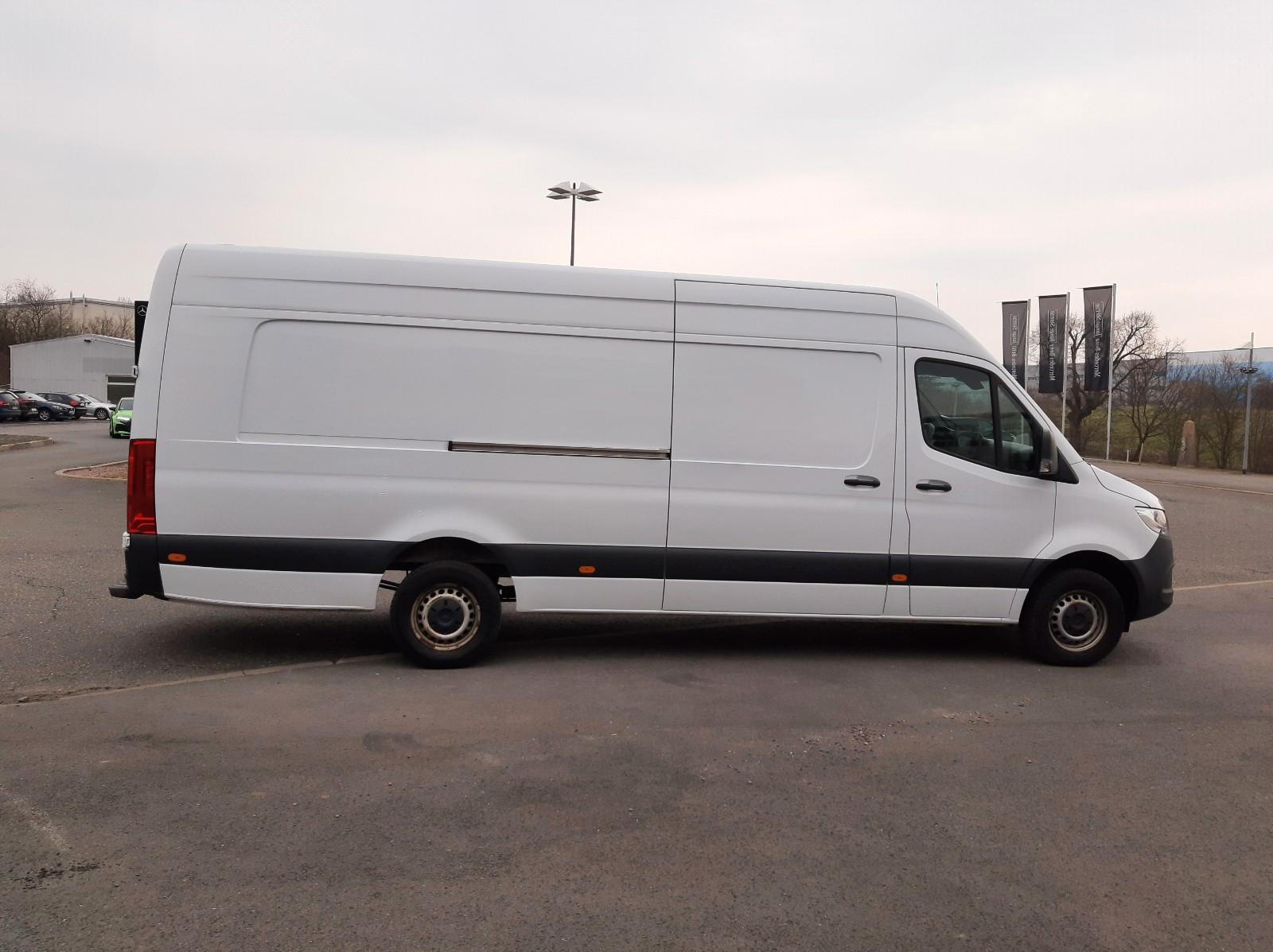 Mercedes-Benz Sprinter 317 Maxi L4H2 RFK MBUX DAB TÜV neu 1.Hd