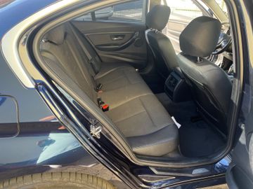 BMW 330 - 12