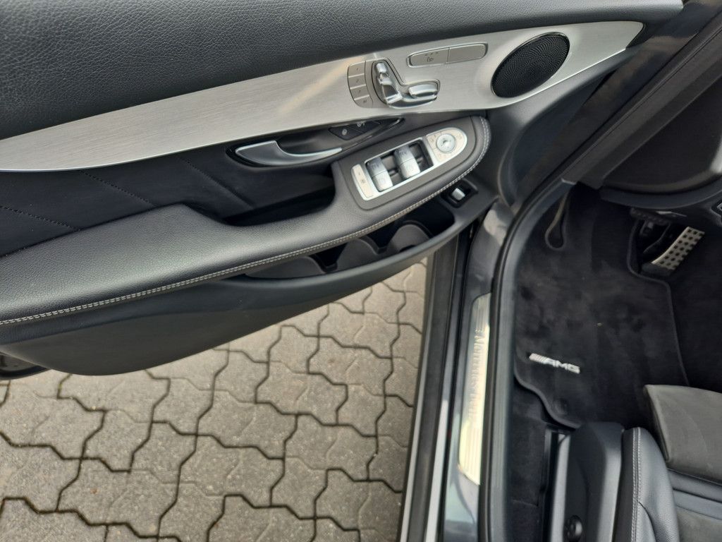Fahrzeugabbildung Mercedes-Benz GLC 300 de AMG Line 4Matic
