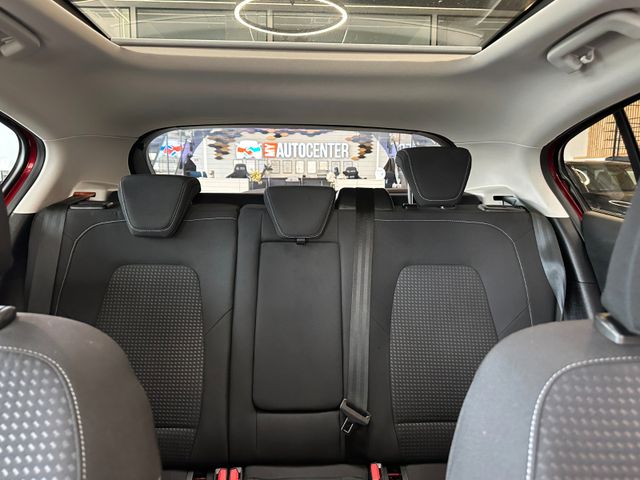 MYAUTOCENTER – Gebraucht- und Jahreswagen mit Werkstattservice in Pfaffenhofen Ford Focus Lim. *Pano*Kamera*AHK*LED*