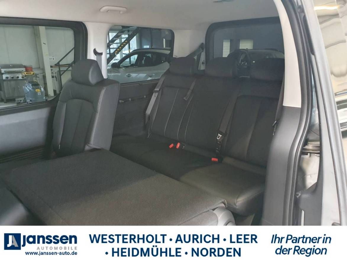 Fahrzeugabbildung Hyundai STARIA 9-Sitzer  PRIME/Automatik/PDC/Navi/Rückfa