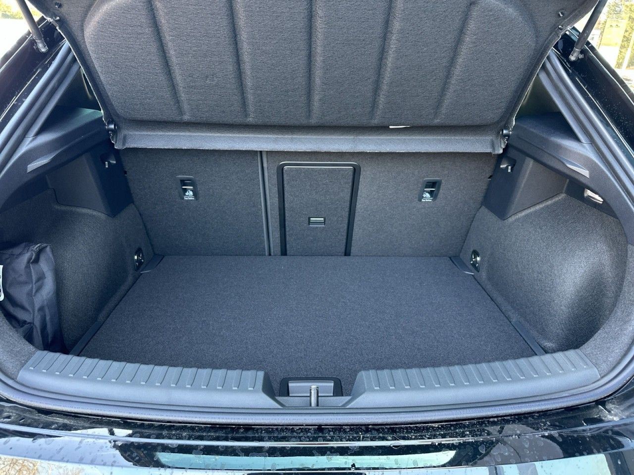 Fahrzeugabbildung CUPRA Leon VZ 2.0 TSI 7-Gang-DSG