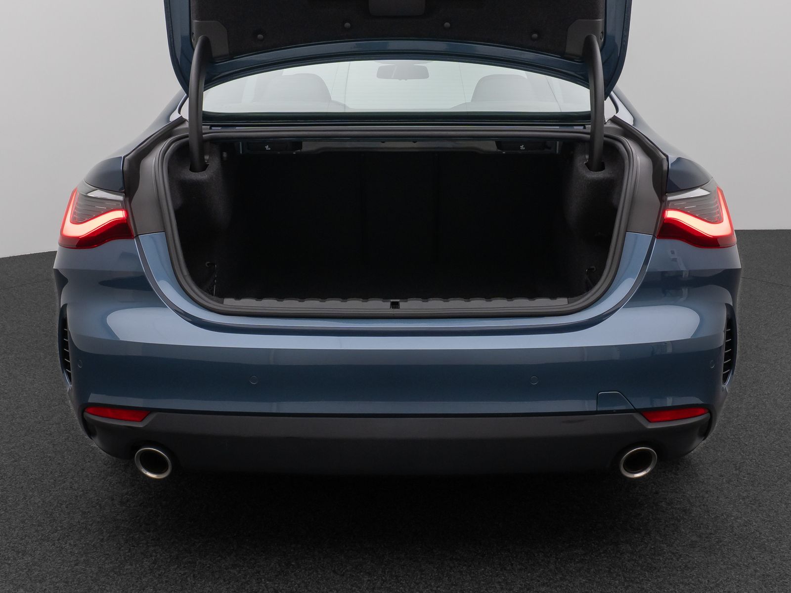 Fahrzeugabbildung BMW 420i Coupè Glasdach 360° DAB H/K Komfort Sport