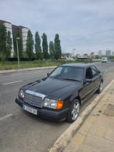 Mercedes-Benz 300 Turbo Diesel 1993 - Mercedes-Benz 300 300d turbo mit Diesel-Antrieb