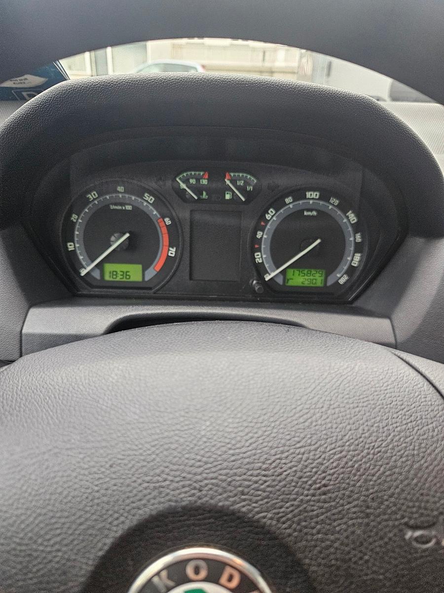 Skoda Fabia 2007 — photo 9