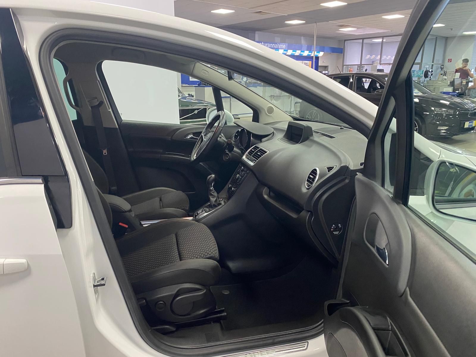 Fahrzeugabbildung Opel Meriva 1.4 16V Turbo Innovation+NAVI+KAMERA+PDC