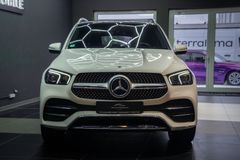 MERCEDES-BENZ GLE 450 4Matic AMG*PANO*HEADUP*CAM*AHK*TOP!