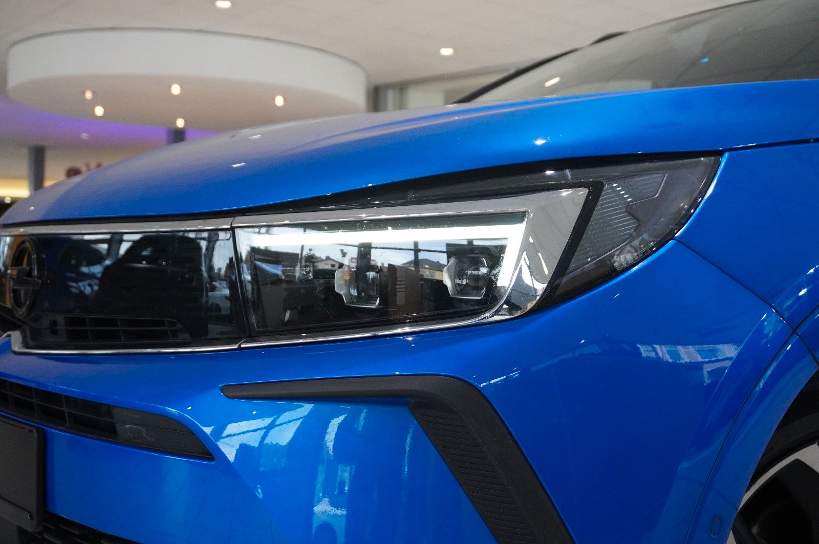 Fahrzeugabbildung Opel Grandland (X) 1.6 HYBRID 4X4 ULTIM. NAVI/360°/SH