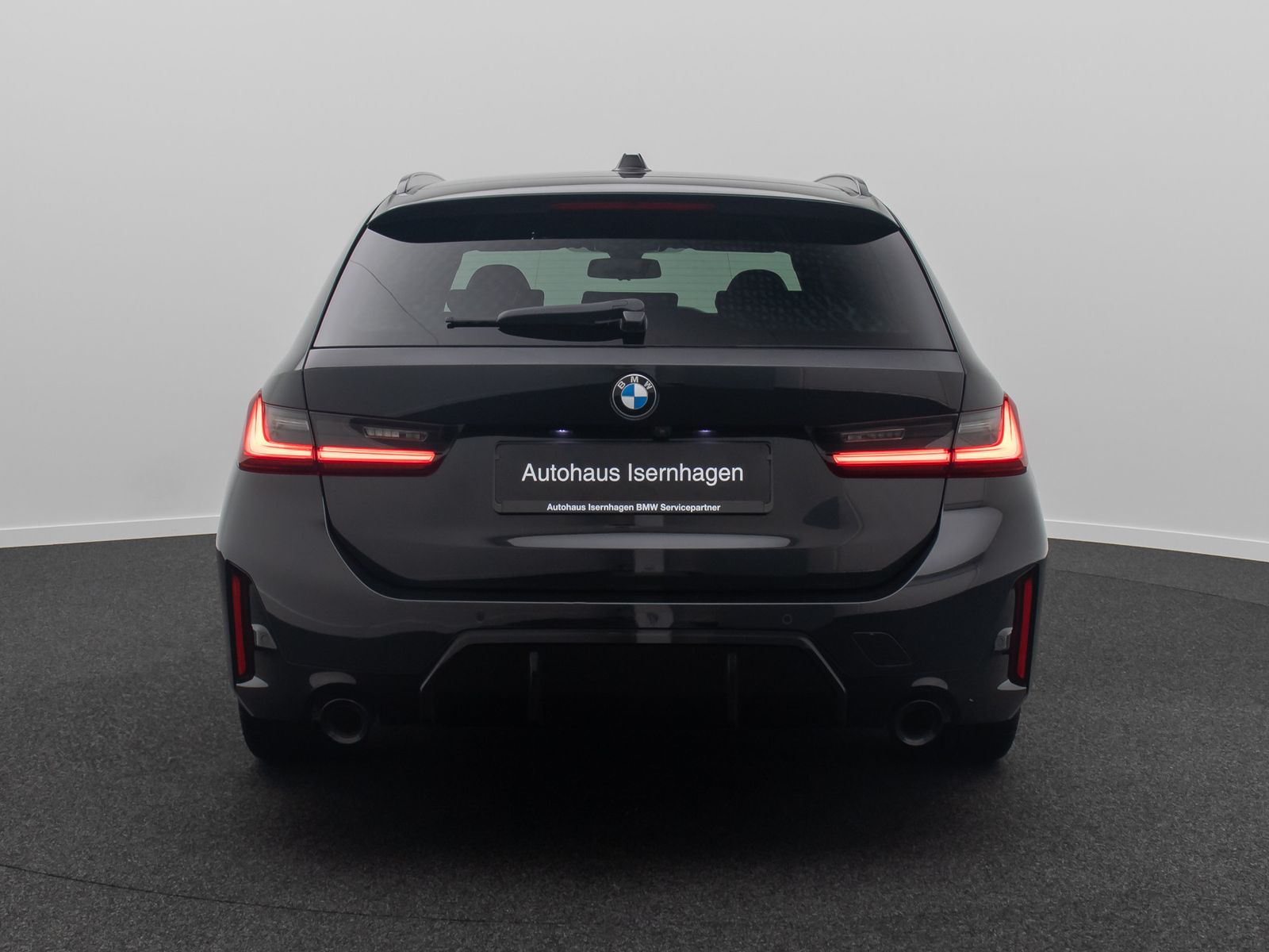 Fahrzeugabbildung BMW 320d M Sport Kamera DAB Standhzng HiFi Alarm HUD