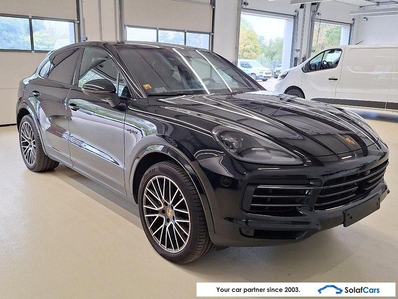 Porsche Cayenne Coupe E-Hybrid Platinum LED Chrono Bose imagem 2