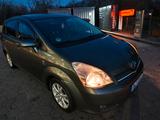 Toyota toyota corolla verso 2.2 Diesel 7 sitze - Toyota Corolla Verso Gebrauchtwagen in Berlin
