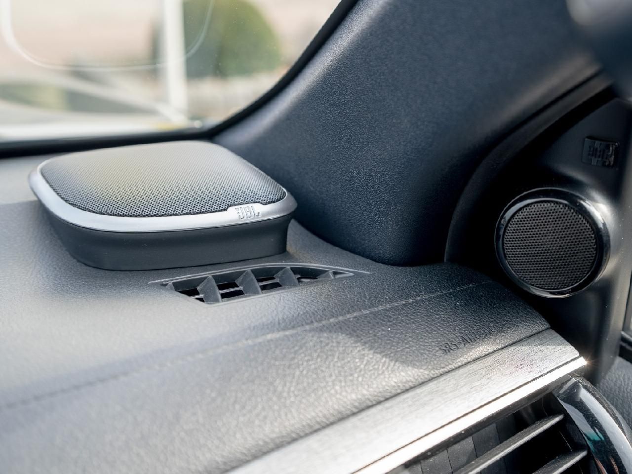 Fahrzeugabbildung Toyota Hilux Double Cab Invincible 4x4