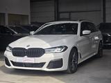 BMW 520 d xDrive M Sport Pano AHK STHZ ACC - BMW 520: 520d