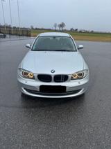 BMW 118d E87//Steuerkette Neu//Gepflegt//2.Hand// - BMW 1er-Reihe E87 mit Diesel-Antrieb
