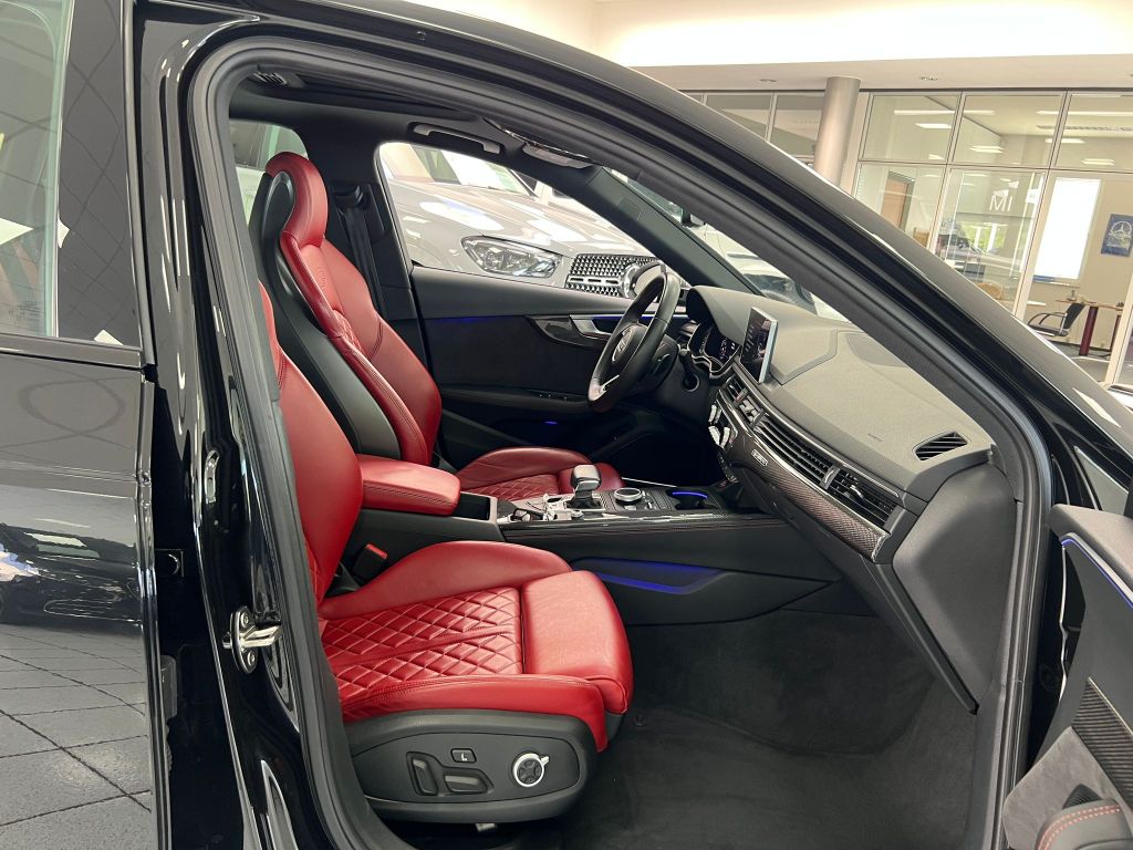 Audi S4 3.0 TFSI quattro Tiptronic*GSD*B&O*HUD*ACC*