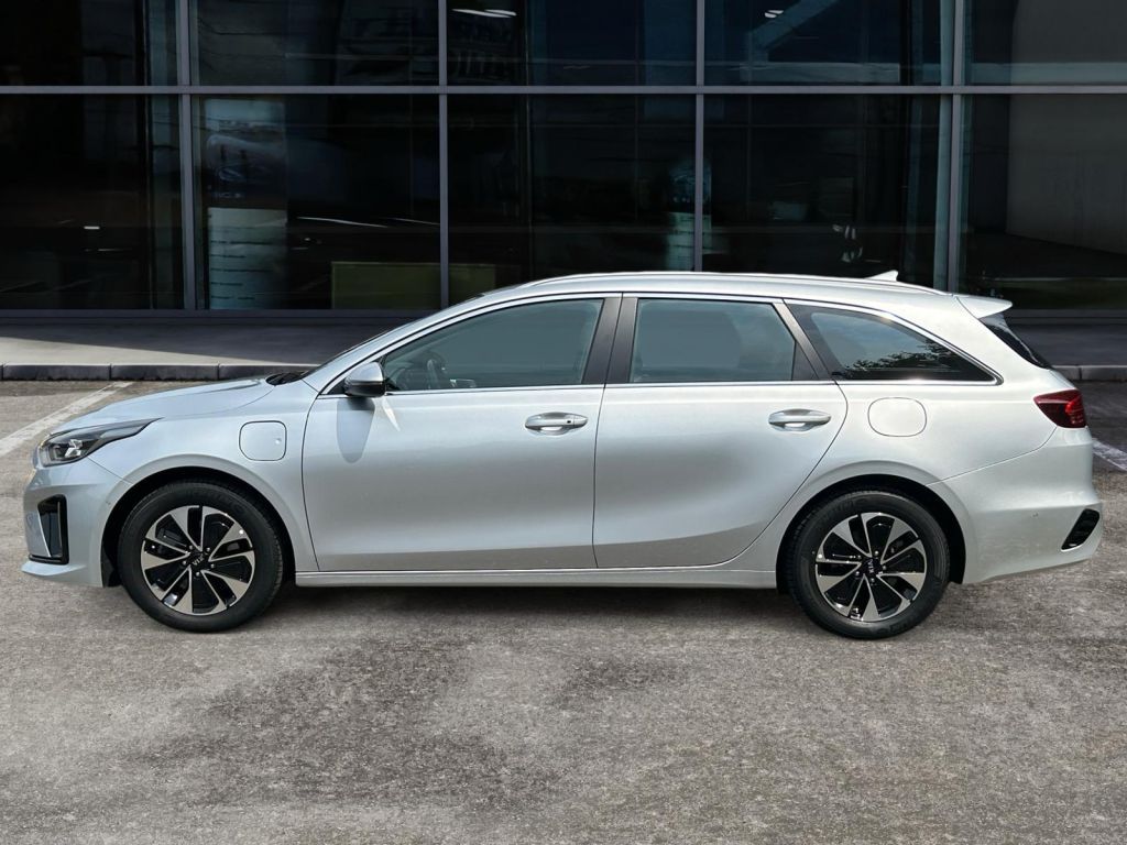 Fahrzeugabbildung Kia Ceed SW 1.6 GDI DCT OPF Plug-in-Hybrid Vision