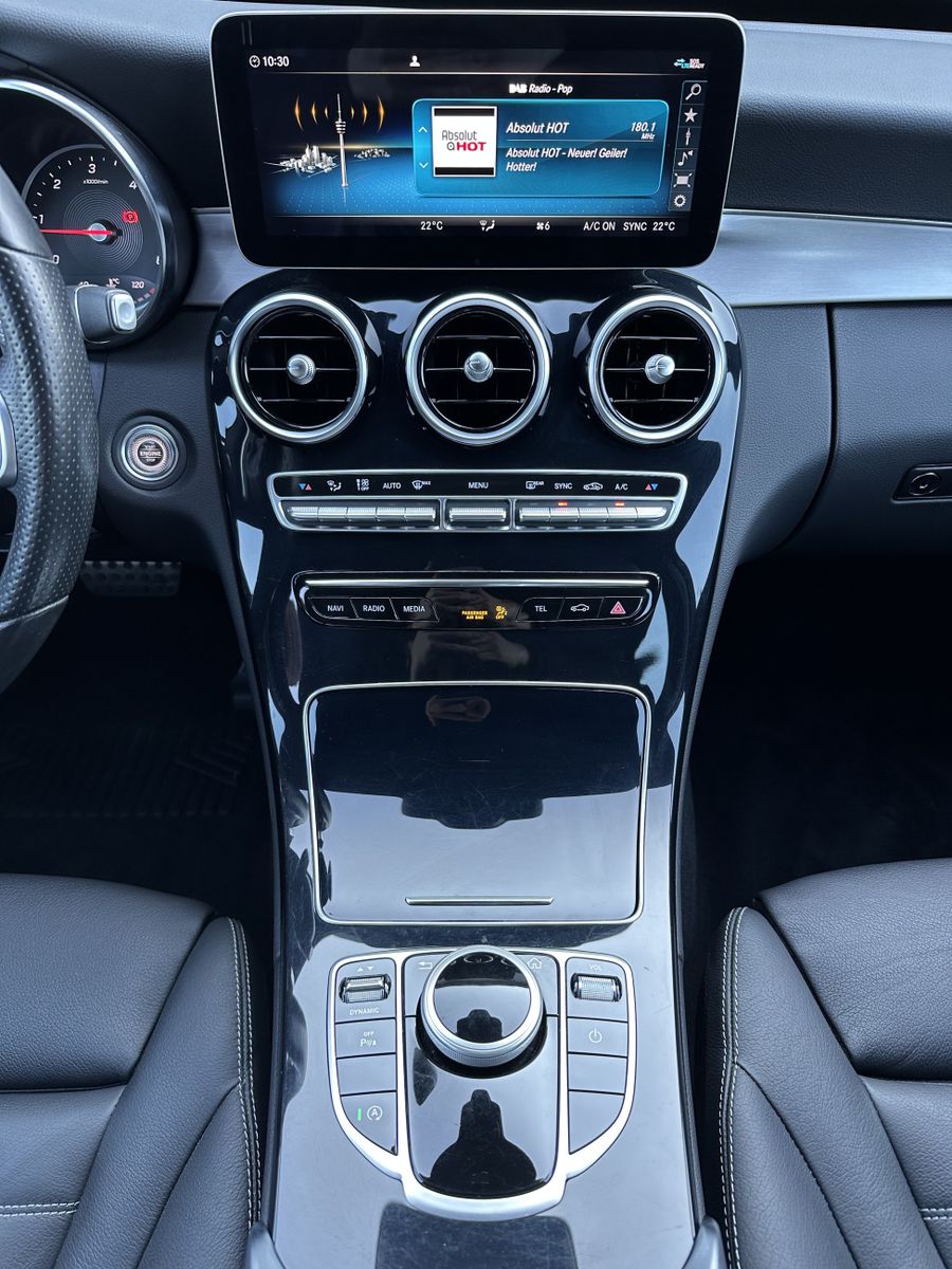 Fahrzeugabbildung Mercedes-Benz C 220d T 4Matic AMG-Line NAV+LED+18ZO+DISTRONIC