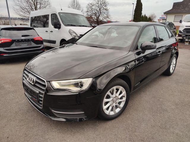 Audi A3 Sportback 1,2 TFSI S-tronic Xenon Sitzheizung