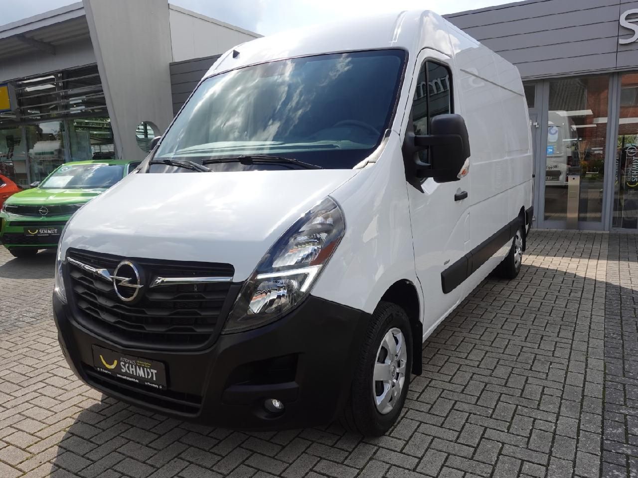 Fahrzeugabbildung Opel Movano Cargo L2H2 3,5t