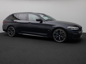 Fahrzeugabbildung BMW 540d xDr Tour M Sport Pano H/K Kamera 360° Air