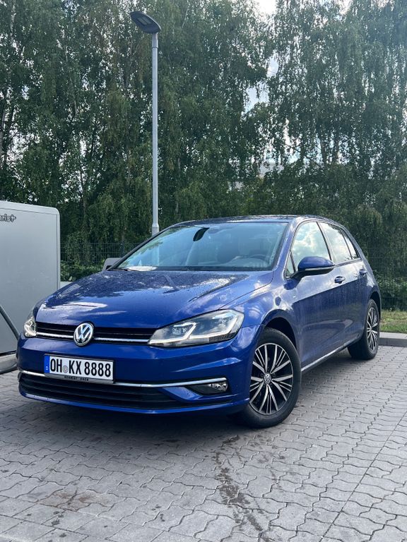 Image of Volkswagen Golf