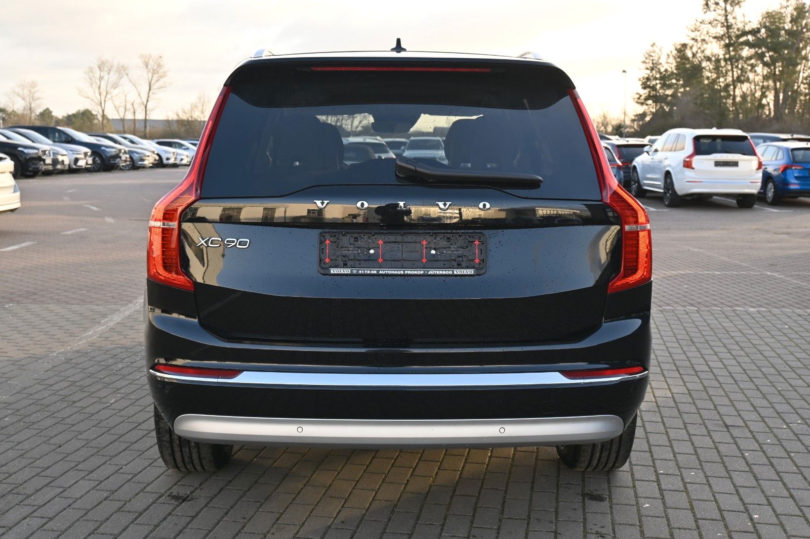 Fahrzeugabbildung Volvo XC90 T8 Recharge *Pano*Luft*360°*Stdhzg