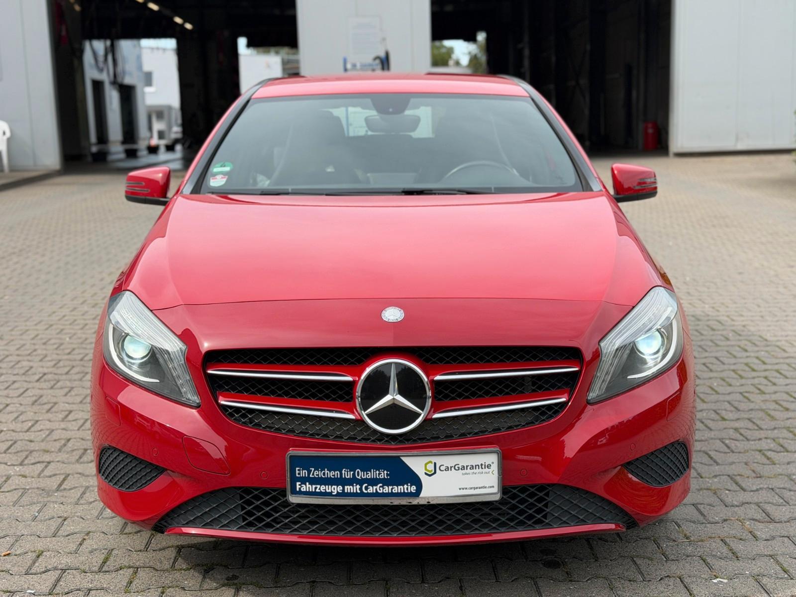 Mercedes-Benz A 180 BlueEfficiency Garantie *Navi*PDC*Bi Xenon