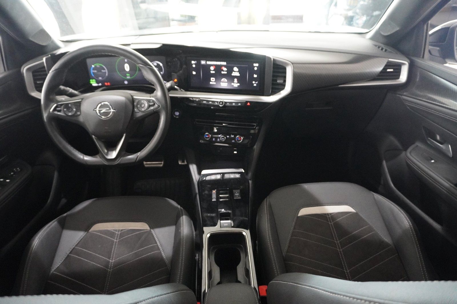 Fahrzeugabbildung Opel Mokka-e ULTIMATE 3-PHASIG NAVI/LED/KAMERA/DAB+