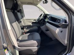 Fahrzeugabbildung Volkswagen T6.1 Transporter 2.0 TDI DSG PDC KLIMA NAVI AHK