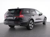Volvo V60 Cross Country B4 AWD PLUS FAP+HKSOUND+ - schwarze Volvo V60 Cross Country
