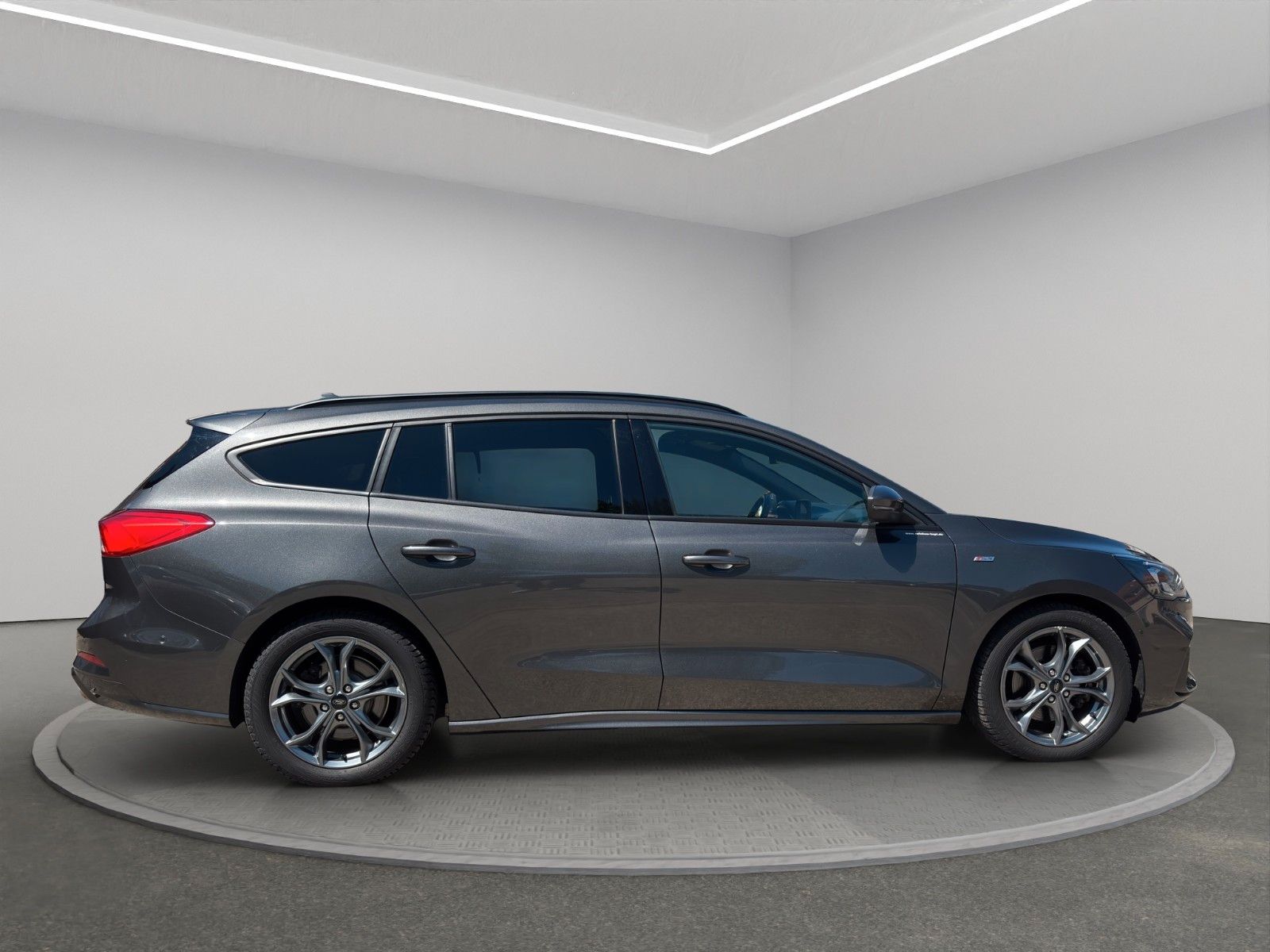Fahrzeugabbildung Ford Focus Turnier ST-Line | LED | Winter