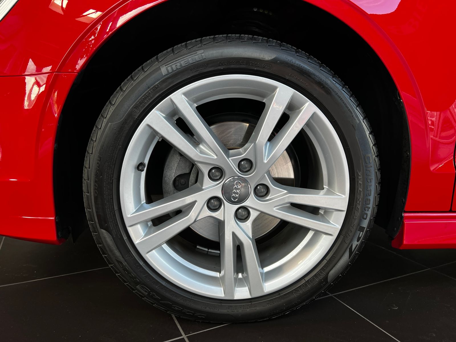 Fahrzeugabbildung Audi A3 Cabriolet 35 TFSI design LED NAVI ALU